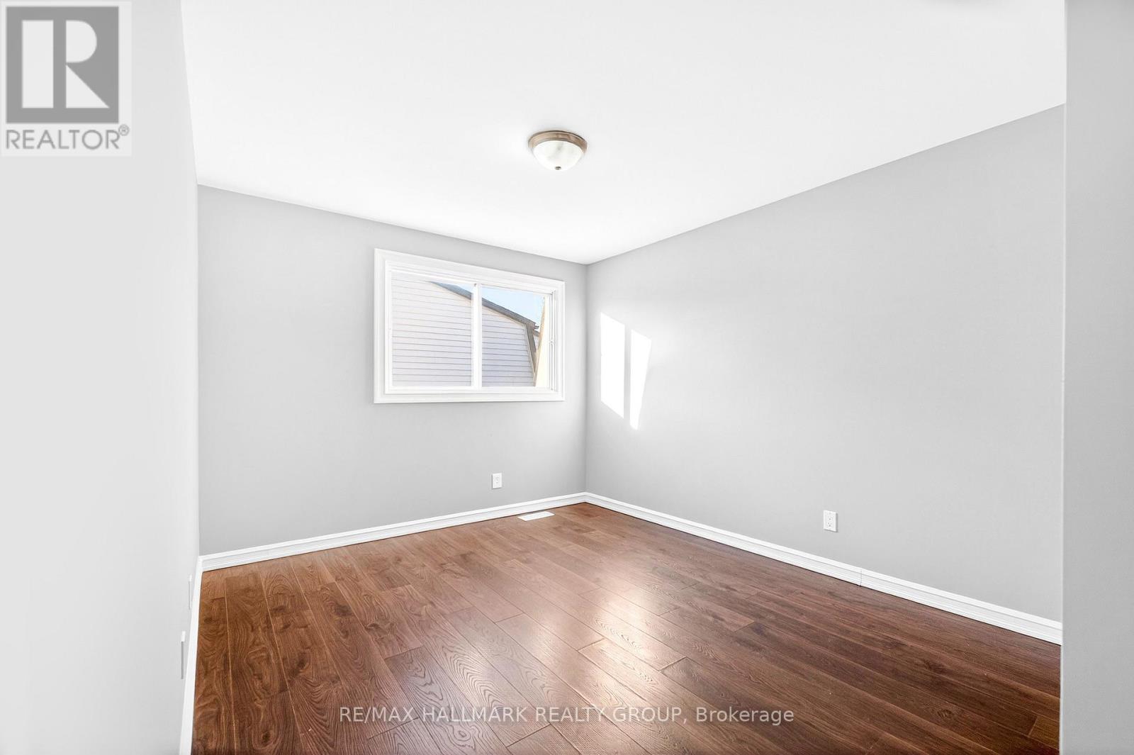 B - 905 Elmsmere Road, Ottawa, Ontario K1J 8G4 - Photo 19 - X12601806