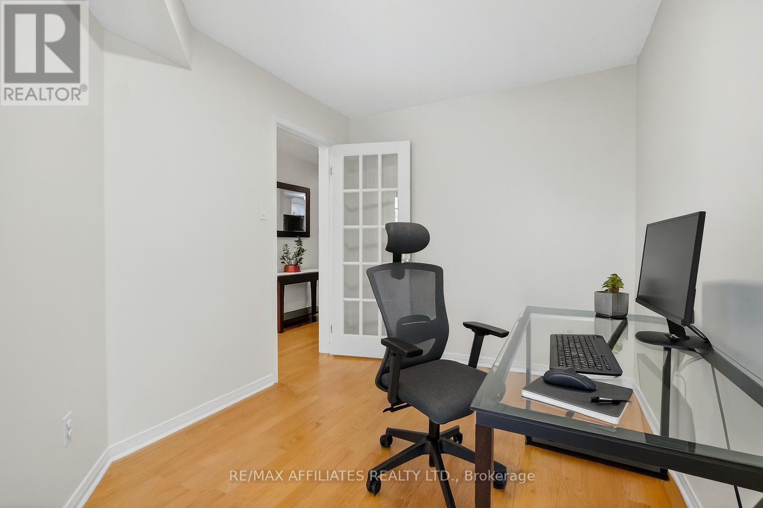 137 Lilibet Crescent, Ottawa, Ontario  K1V 2A1 - Photo 11 - X12601956