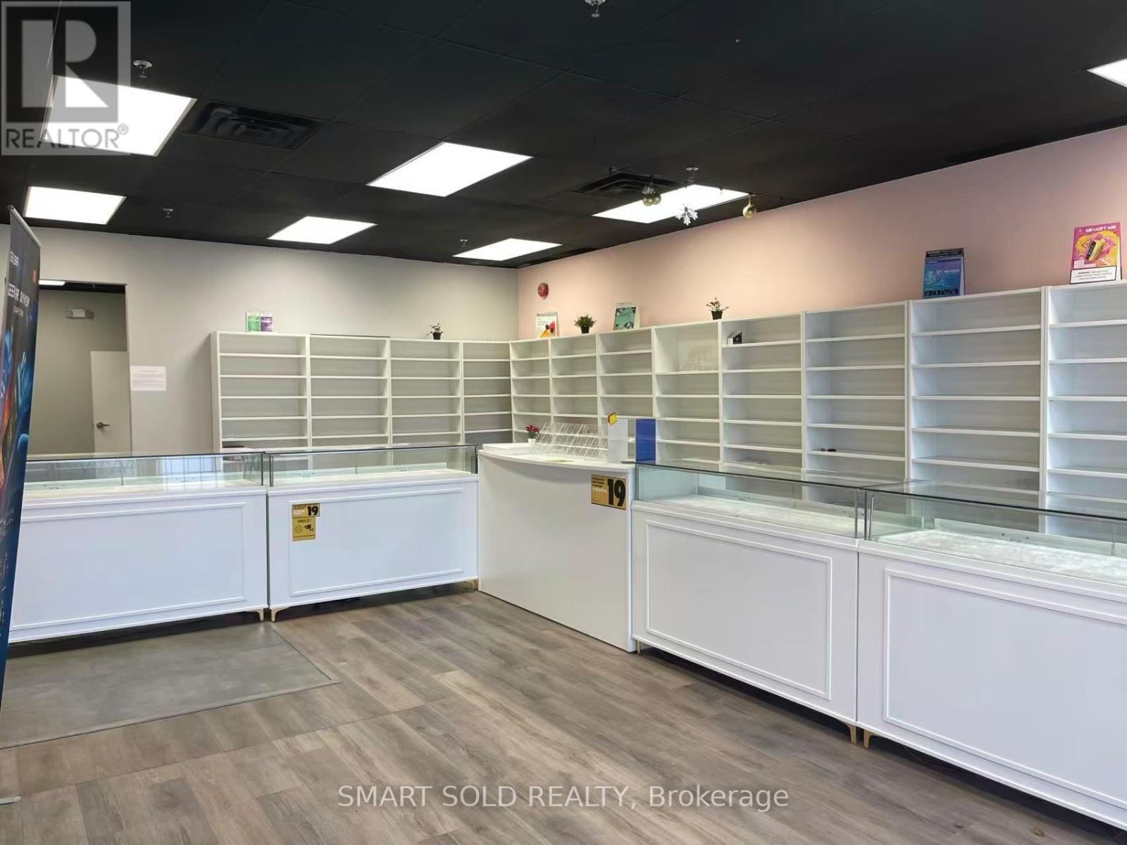 8 - 9631 YONGE STREET, Richmond Hill, Ontario