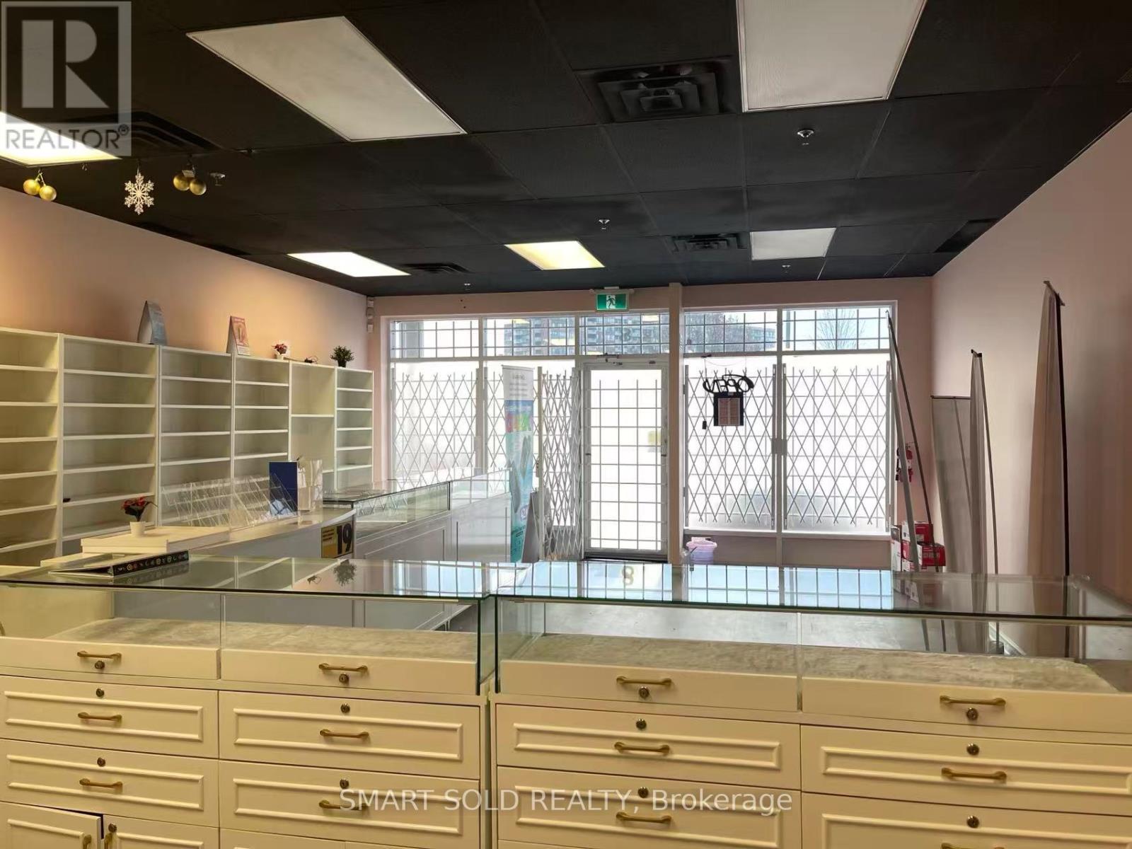 8 - 9631 Yonge Street, Richmond Hill, Ontario  L4C 1V7 - Photo 4 - N12565020