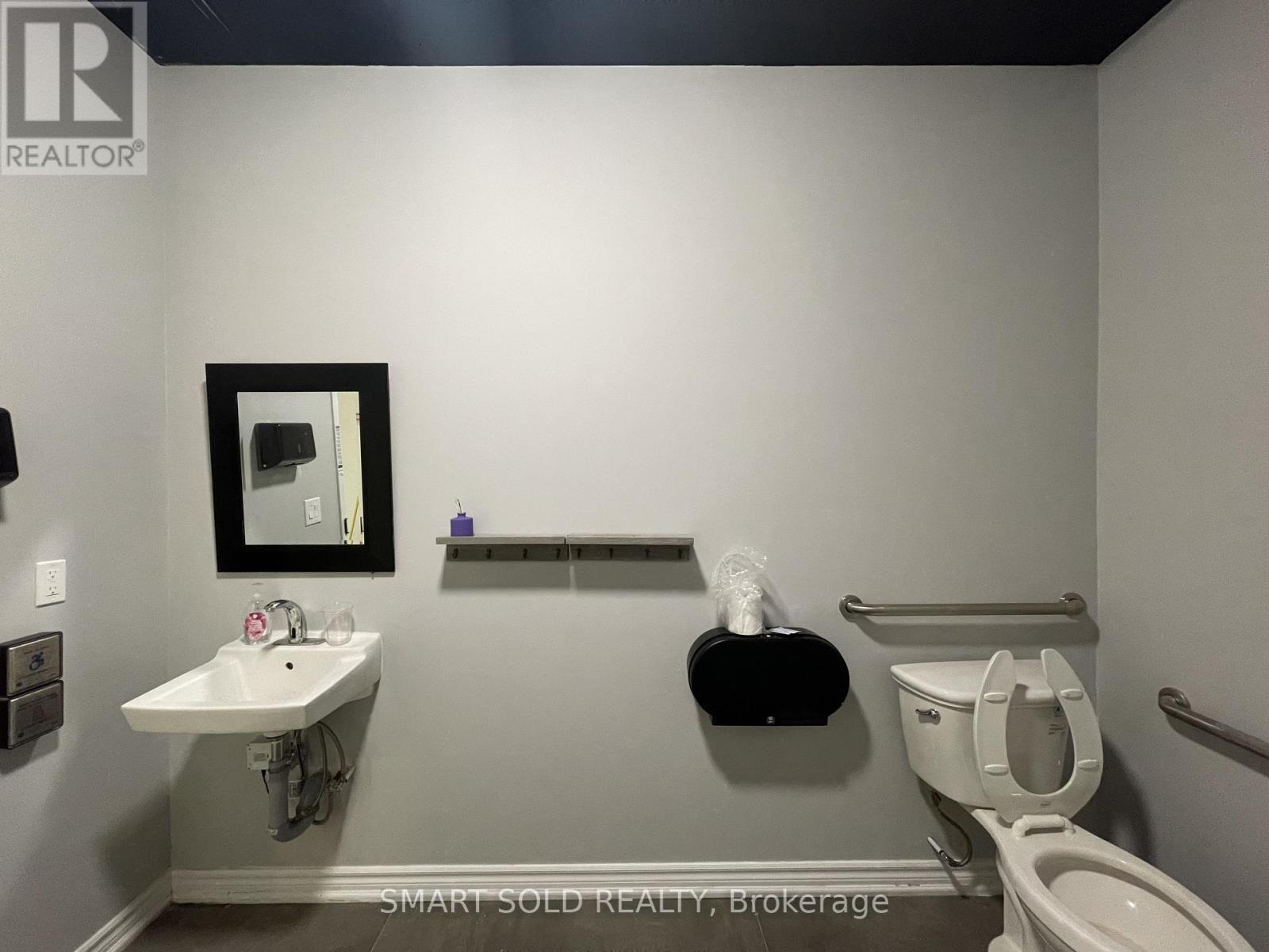 8 - 9631 Yonge Street, Richmond Hill, Ontario  L4C 1V7 - Photo 8 - N12565020