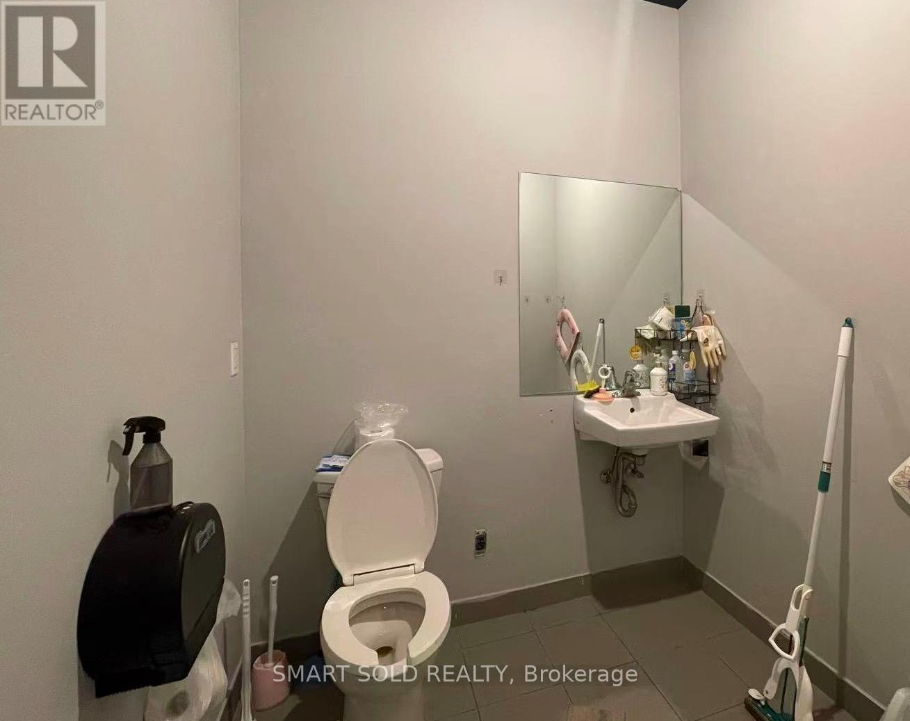 8 - 9631 Yonge Street, Richmond Hill, Ontario  L4C 1V7 - Photo 6 - N12565020