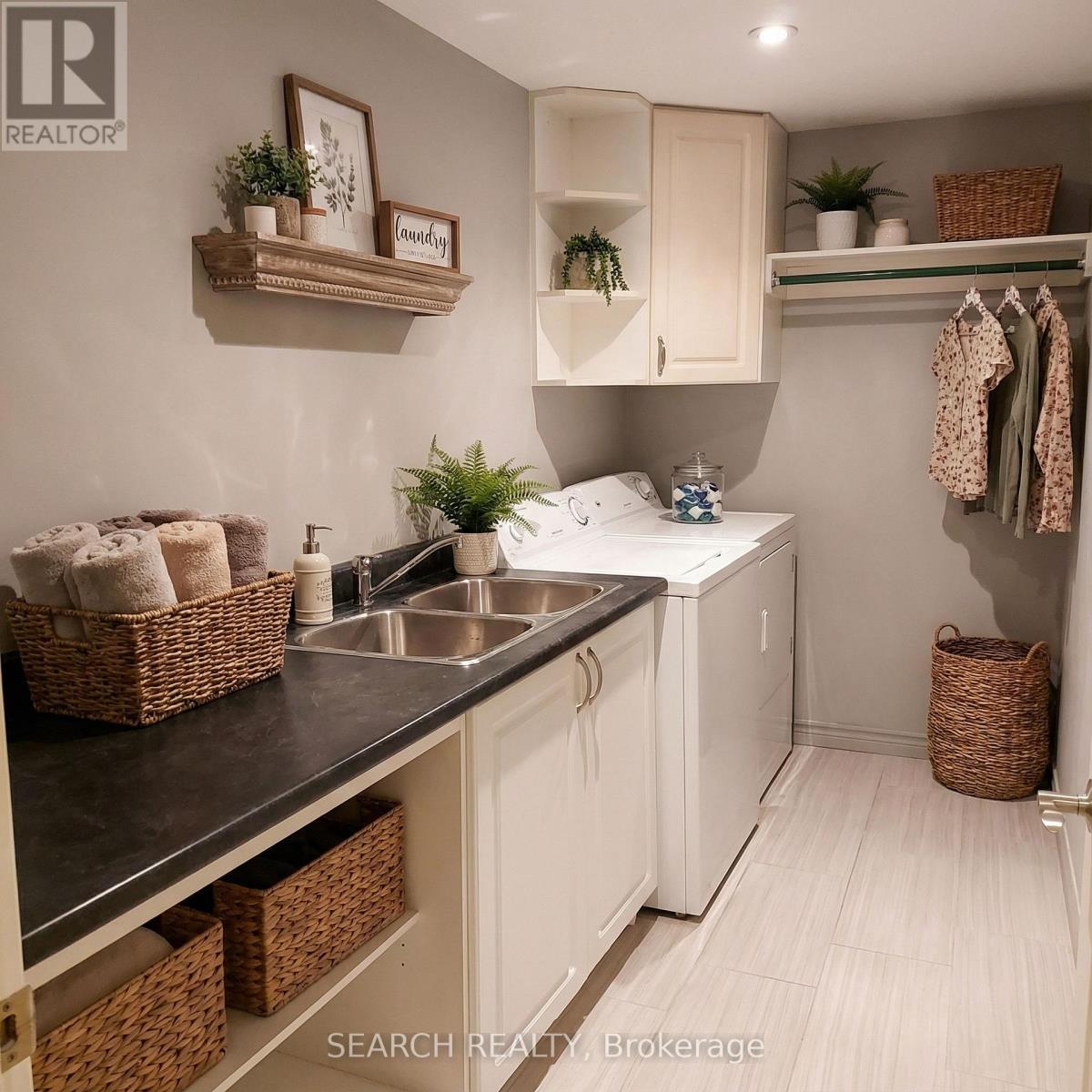 Main & Upper - 40 St Andrews Boulevard, Toronto, Ontario  M9R 1W1 - Photo 21 - W12597622