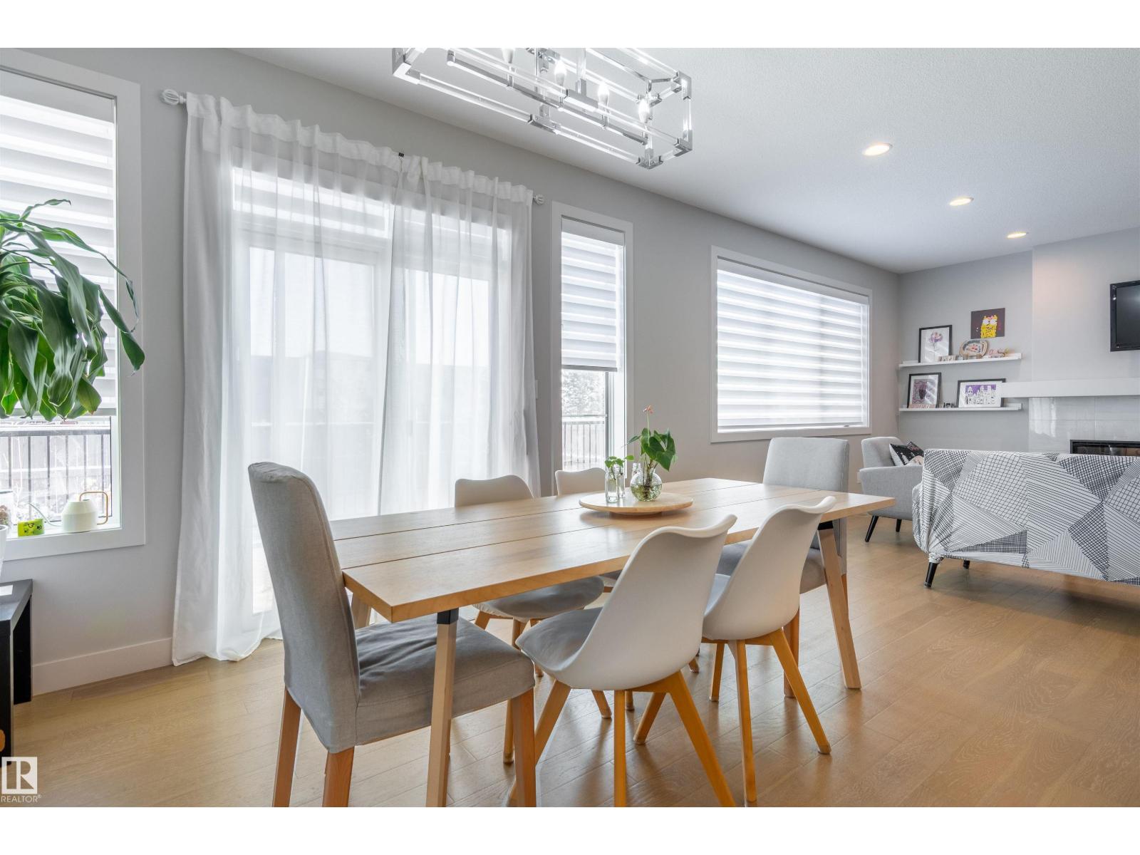 6621 Knox Pl Sw, Edmonton, Alberta  T6W 4R1 - Photo 9 - E4467414