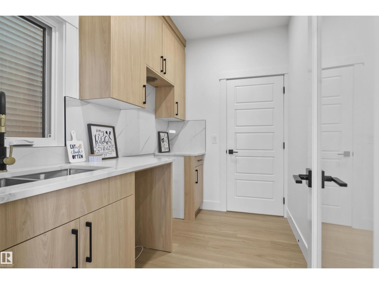 Unknown Address, ,    - Photo 19 - E4467416