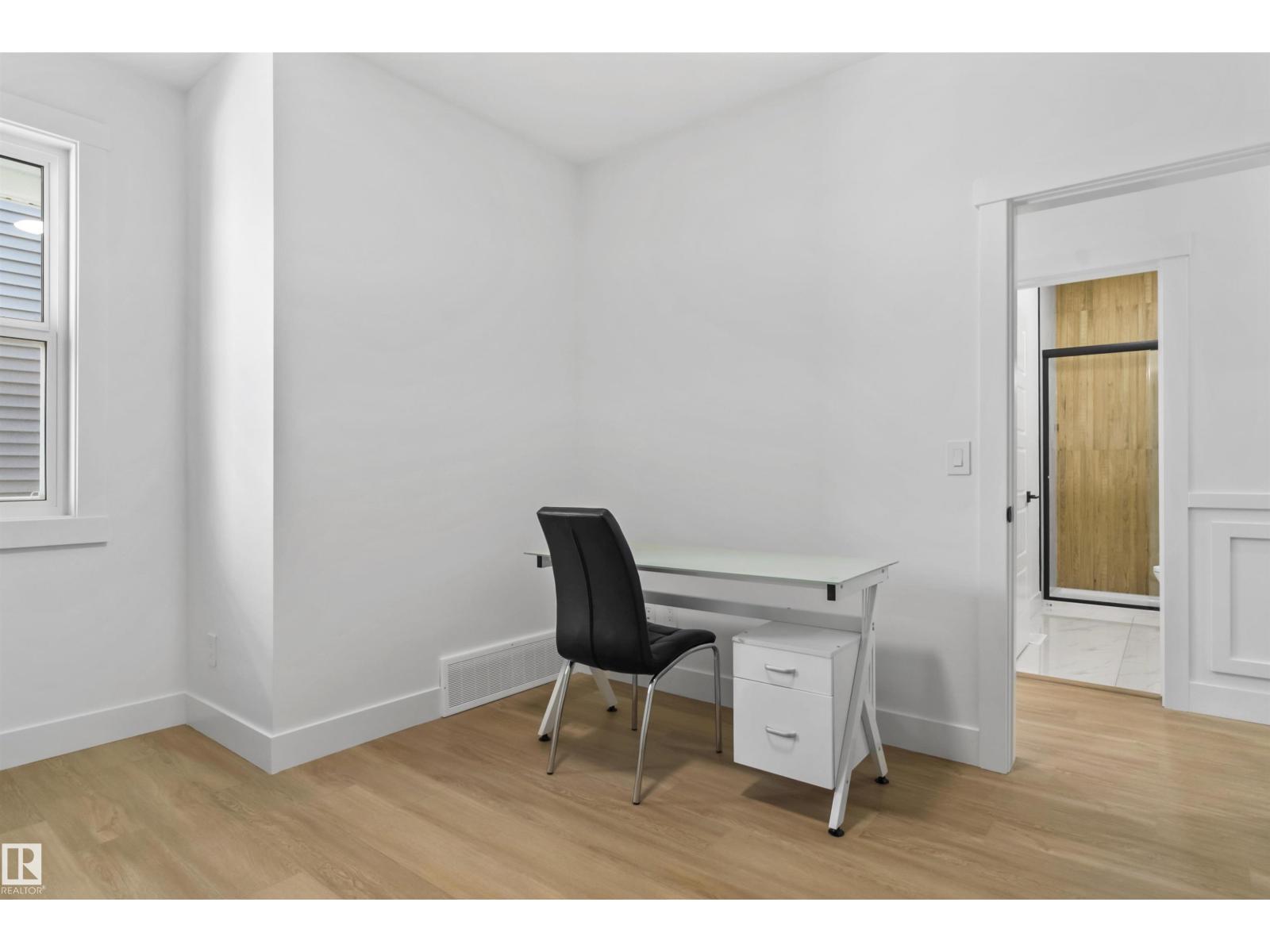 Unknown Address, ,    - Photo 21 - E4467416