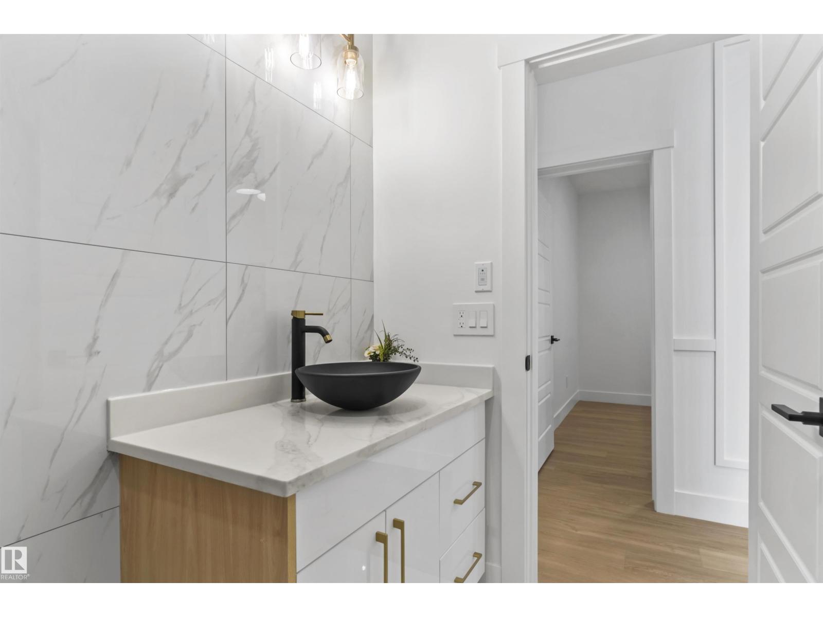 Unknown Address, ,    - Photo 23 - E4467416