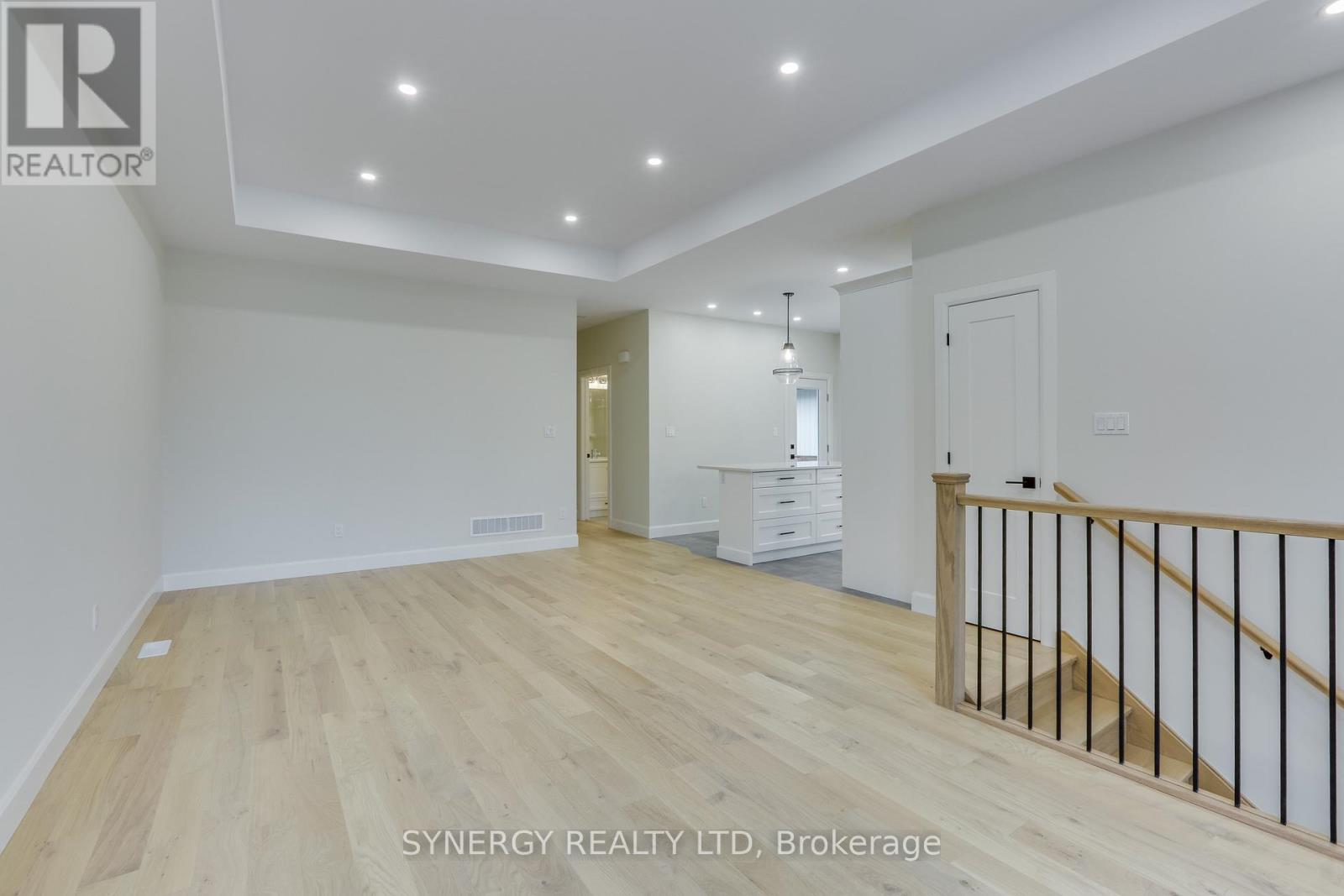 5 Haddon Lane, Strathroy-Caradoc, Ontario  N7G 0B9 - Photo 10 - X12601920