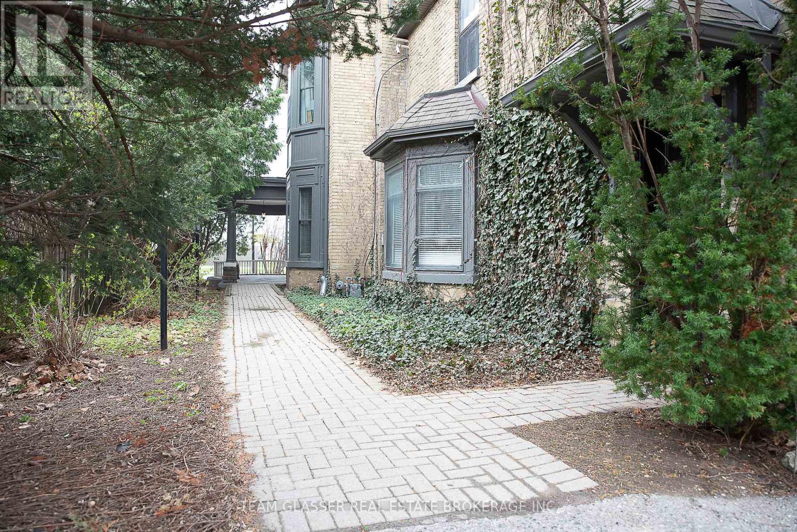 474 King Street, London East, Ontario  N6B 1T1 - Photo 3 - X12601936