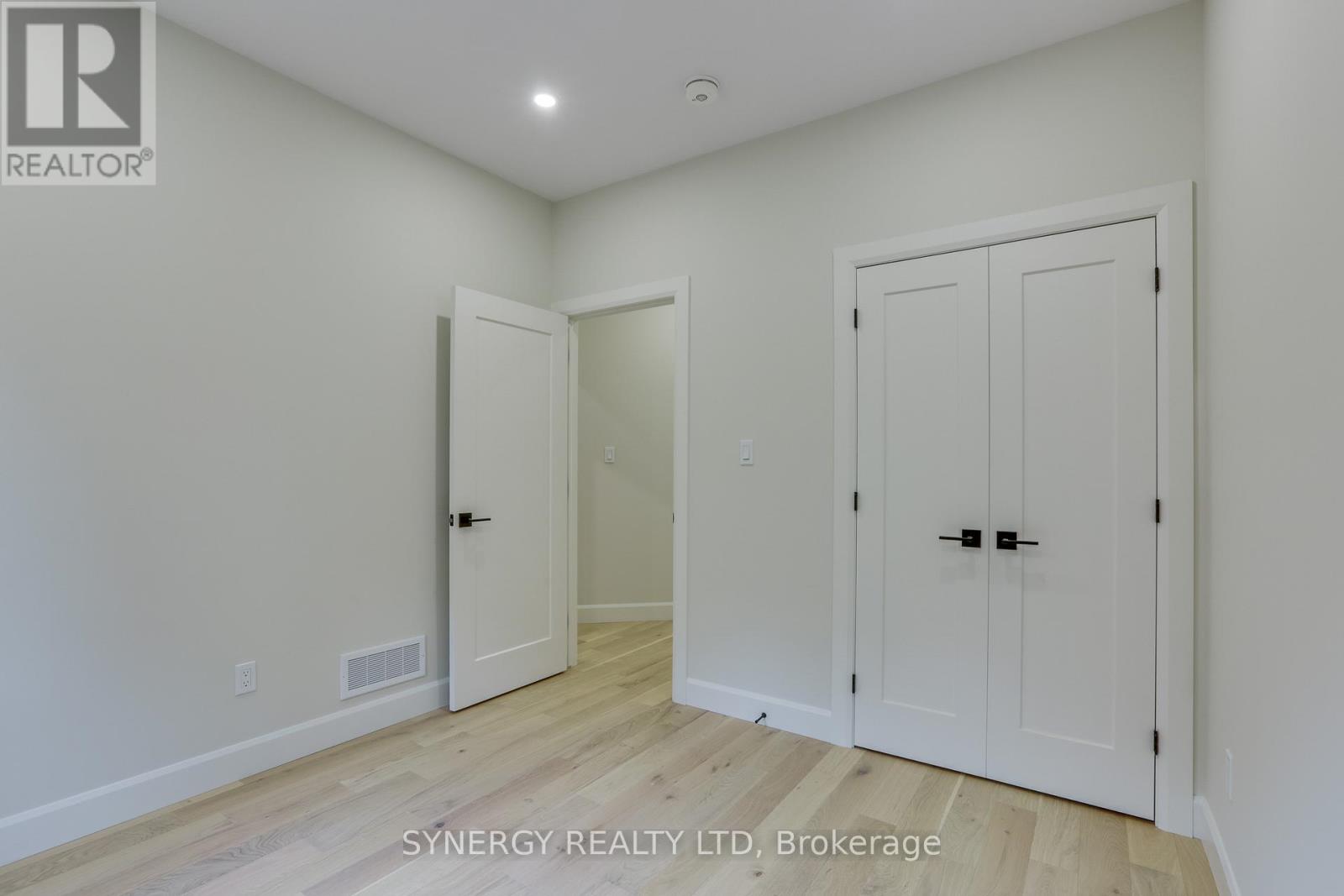 7 Haddon Lane, Strathroy-Caradoc, Ontario  N7G 0B9 - Photo 19 - X12601948