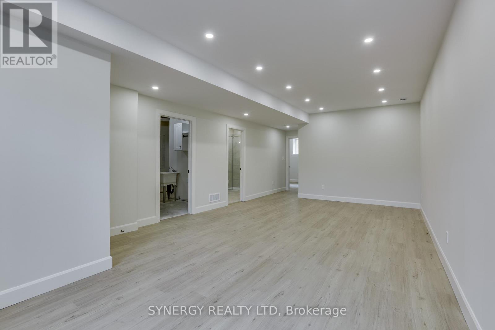 7 Haddon Lane, Strathroy-Caradoc, Ontario  N7G 0B9 - Photo 21 - X12601948