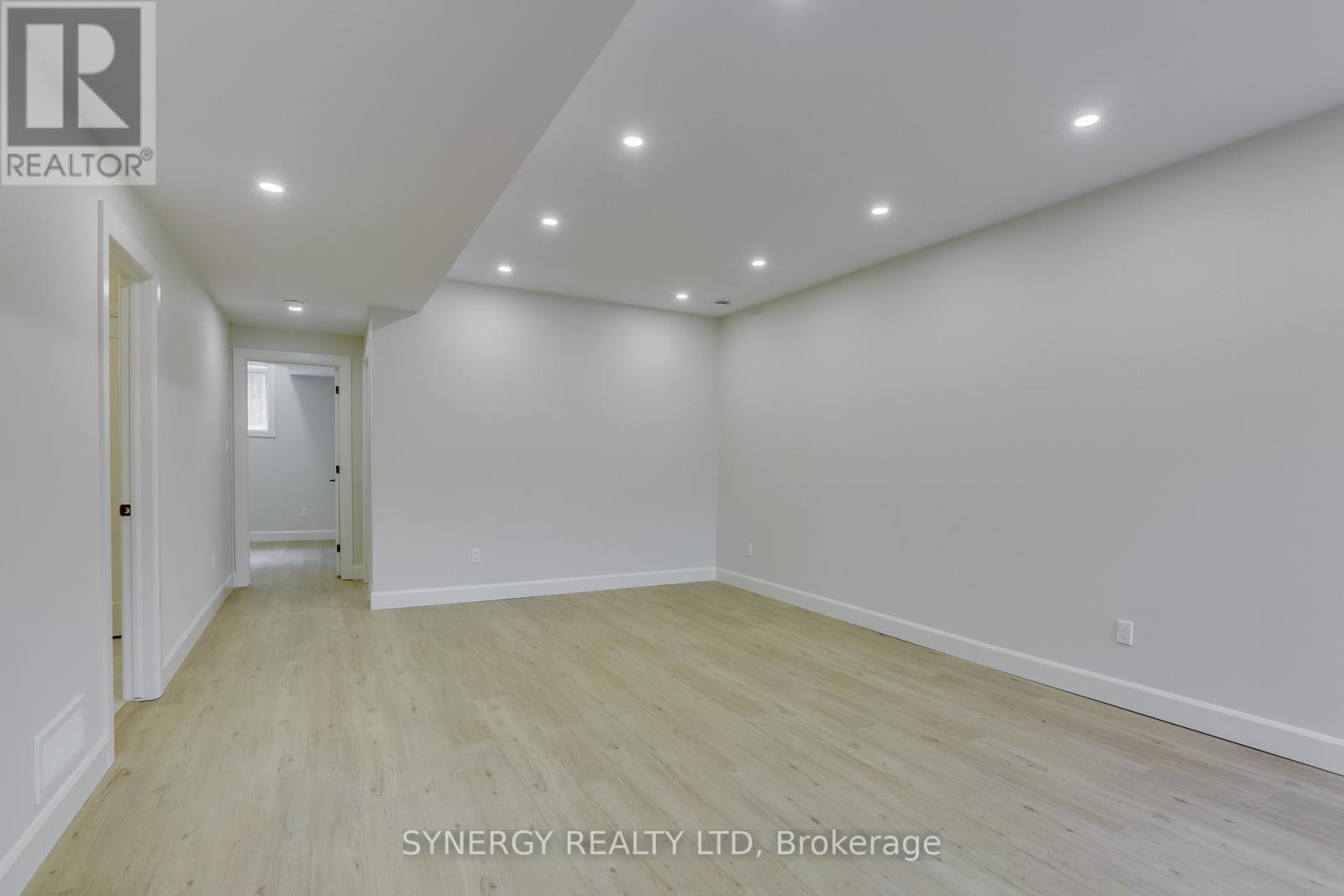 7 Haddon Lane, Strathroy-Caradoc, Ontario  N7G 0B9 - Photo 22 - X12601948