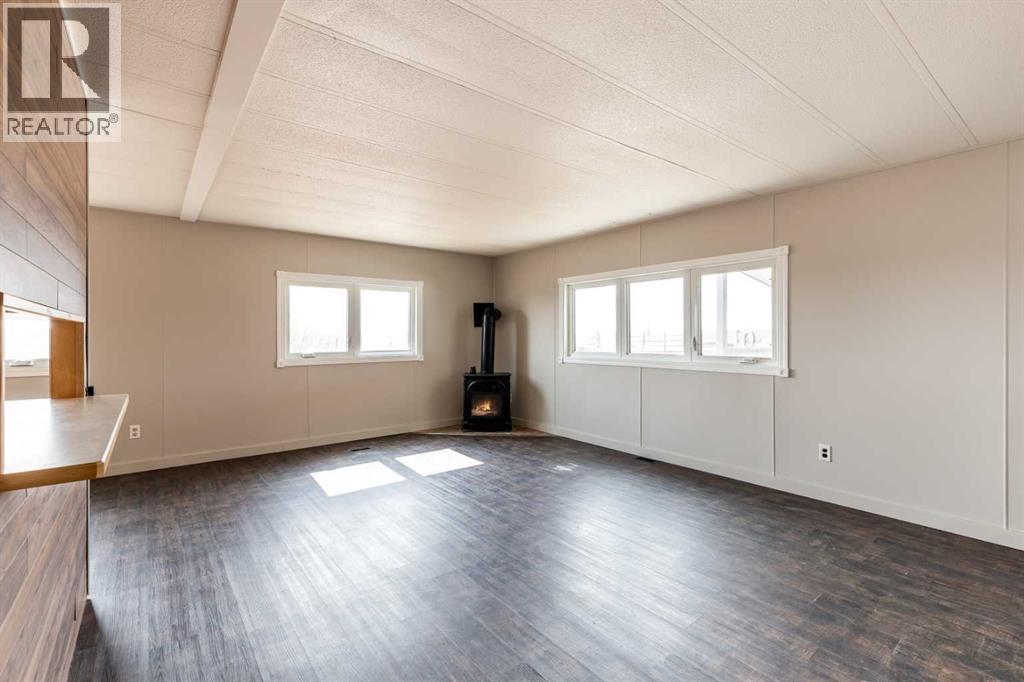 7502 Old Transcanada Highway, Rural Cypress County, Alberta  T0J 2P0 - Photo 15 - A2257536