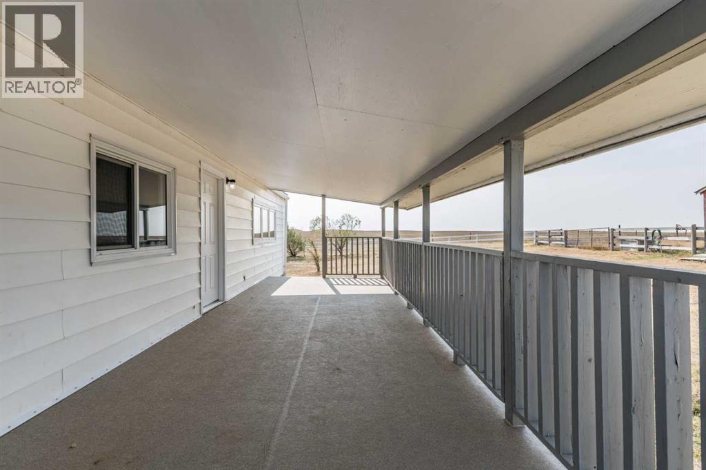 7502 Old Transcanada Highway, Rural Cypress County, Alberta  T0J 2P0 - Photo 35 - A2257536