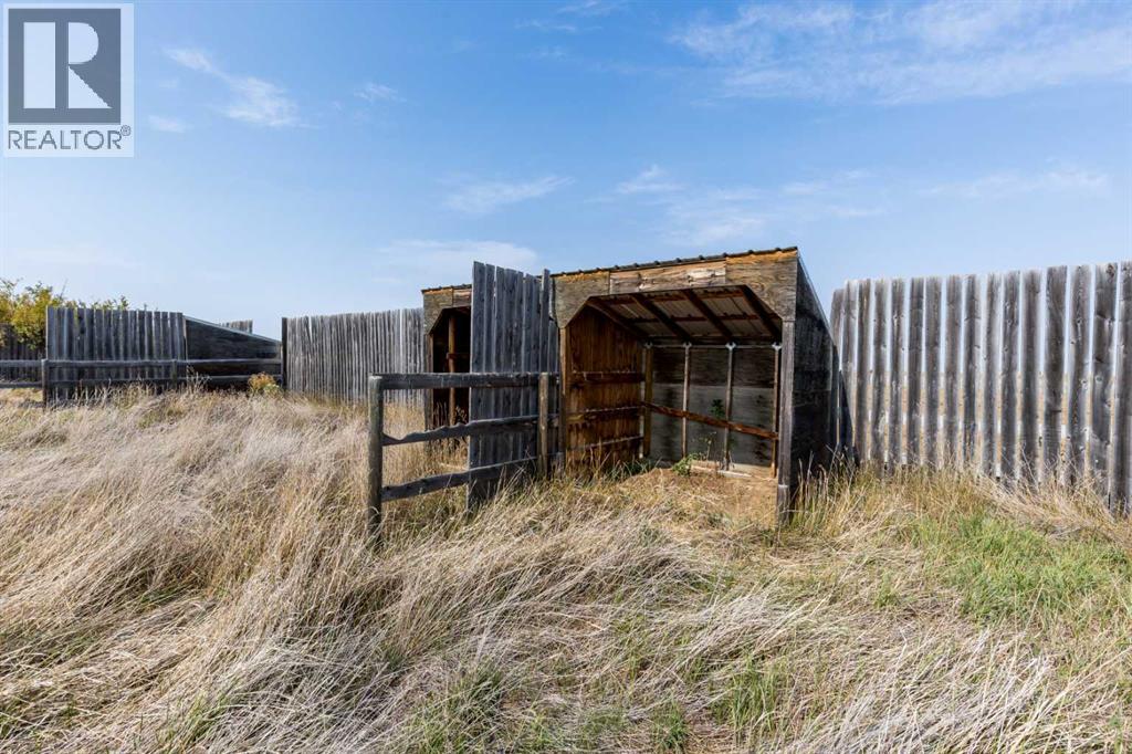 7502 Old Transcanada Highway, Rural Cypress County, Alberta  T0J 2P0 - Photo 44 - A2257536