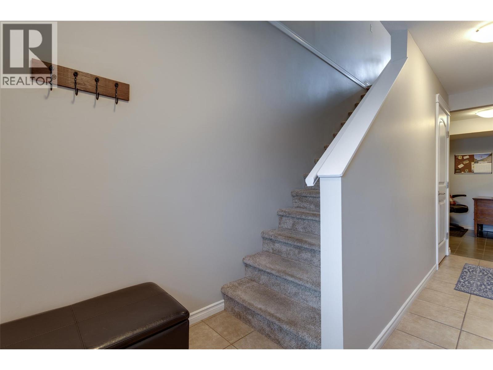 1798 Olympus Way Unit# 15, West Kelowna, British Columbia V1Z 4A6 - Photo 3 - 10370585