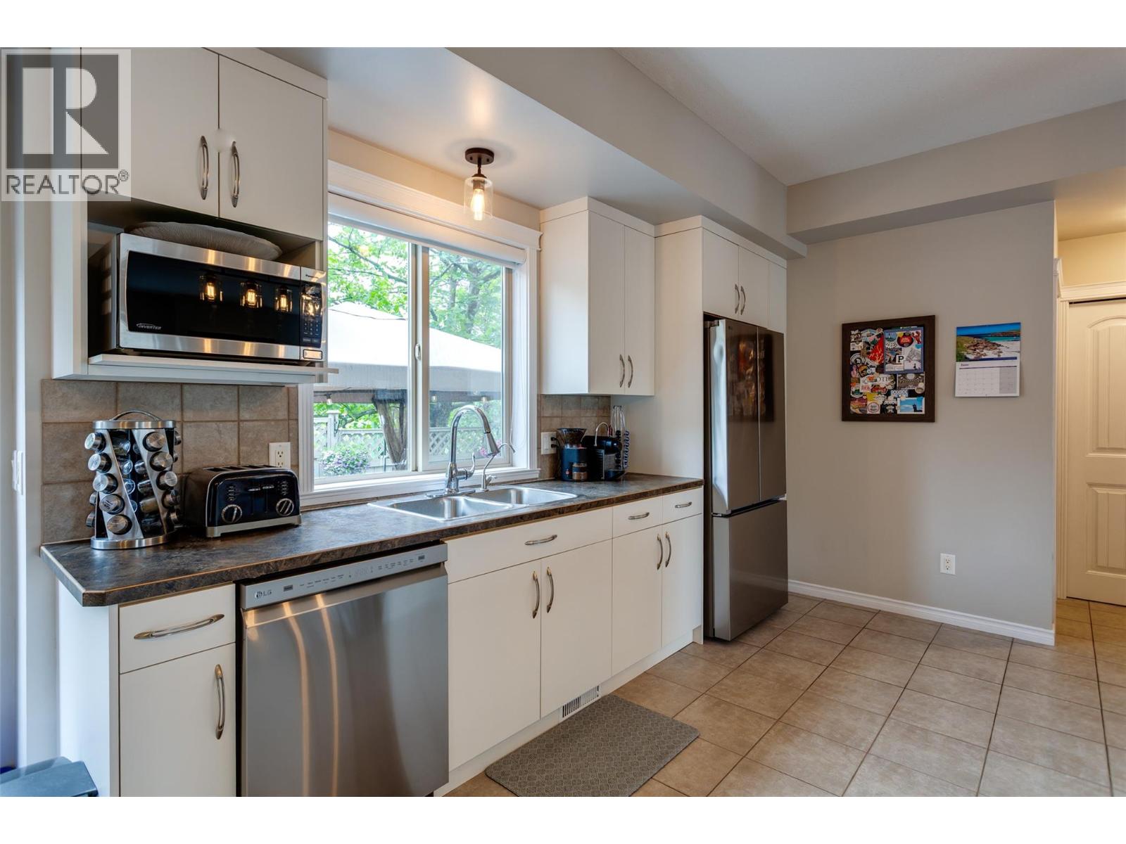 1798 Olympus Way Unit# 15, West Kelowna, British Columbia V1Z 4A6 - Photo 6 - 10370585