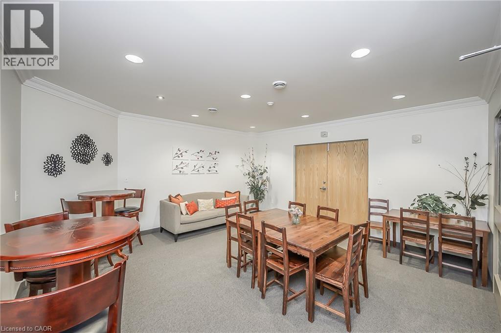 1980 Imperial Way Unit# 212, Burlington, Ontario  L7L 0E7 - Photo 27 - 40792417