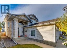 33 River Rock Crescent SE Riverbend