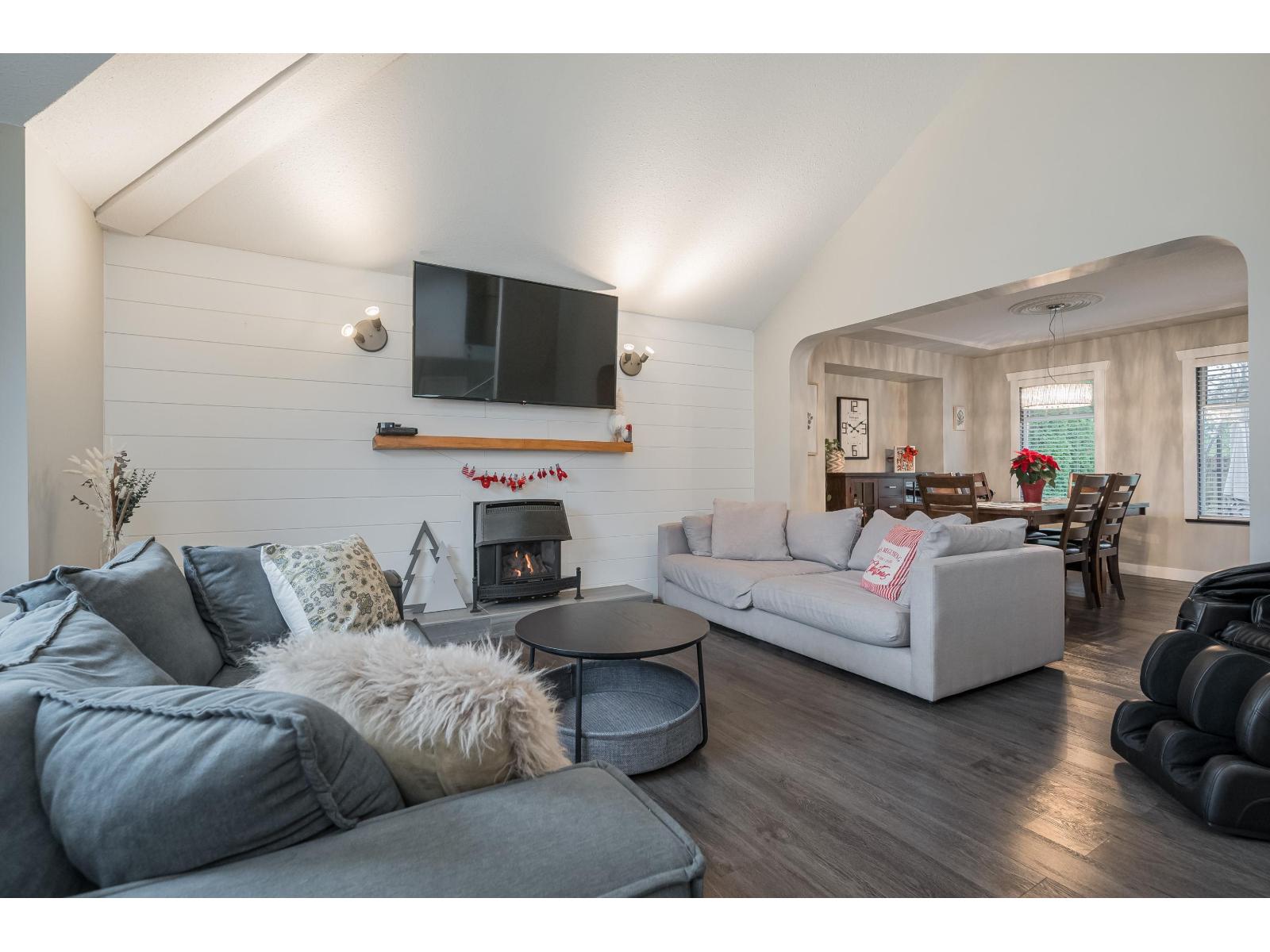 18586 62 Avenue, Surrey, British Columbia V3S 7R1 - Photo 6 - R3072004