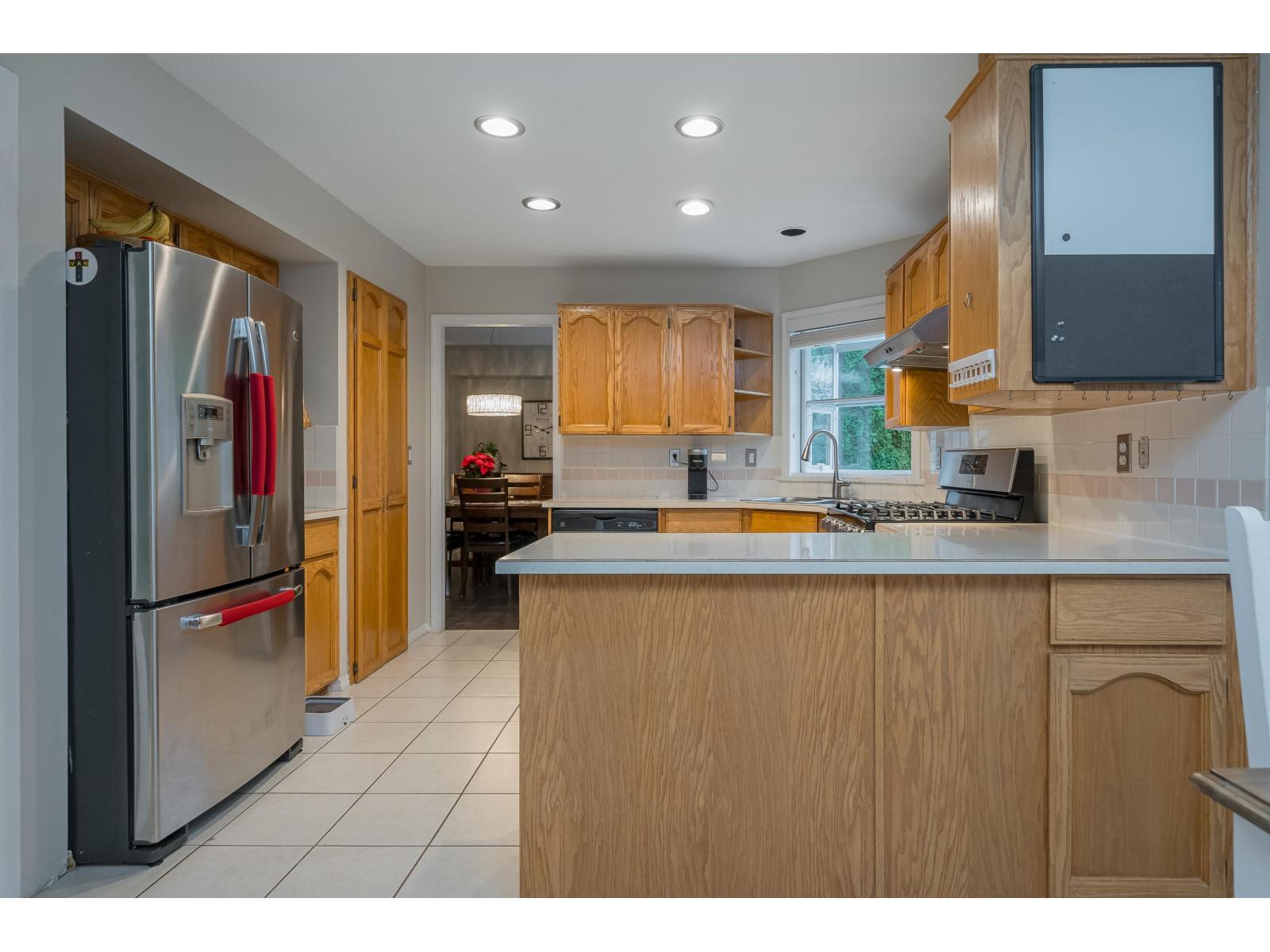 18586 62 Avenue, Surrey, British Columbia V3S 7R1 - Photo 13 - R3072004