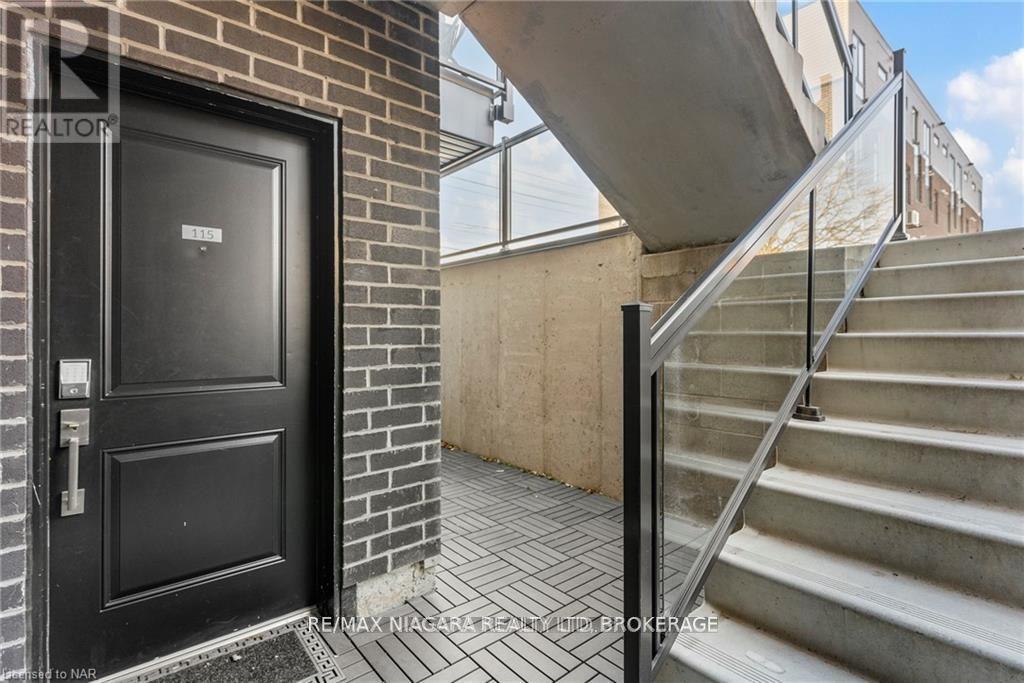 115 - 6065 Mcleod Road, Niagara Falls, Ontario  L2G 0Z7 - Photo 3 - X12601880