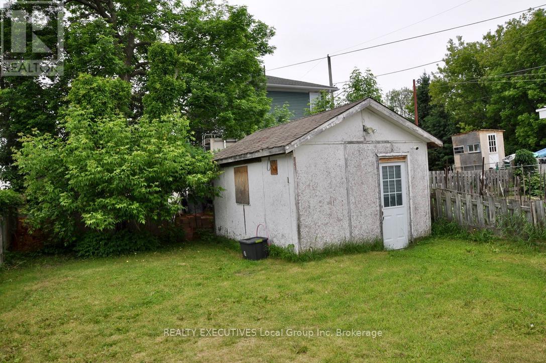 589 Douglas Street, North Bay, Ontario  P1B 5N7 - Photo 23 - X12600600