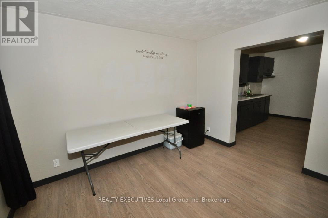 589 Douglas Street, North Bay, Ontario  P1B 5N7 - Photo 8 - X12600600