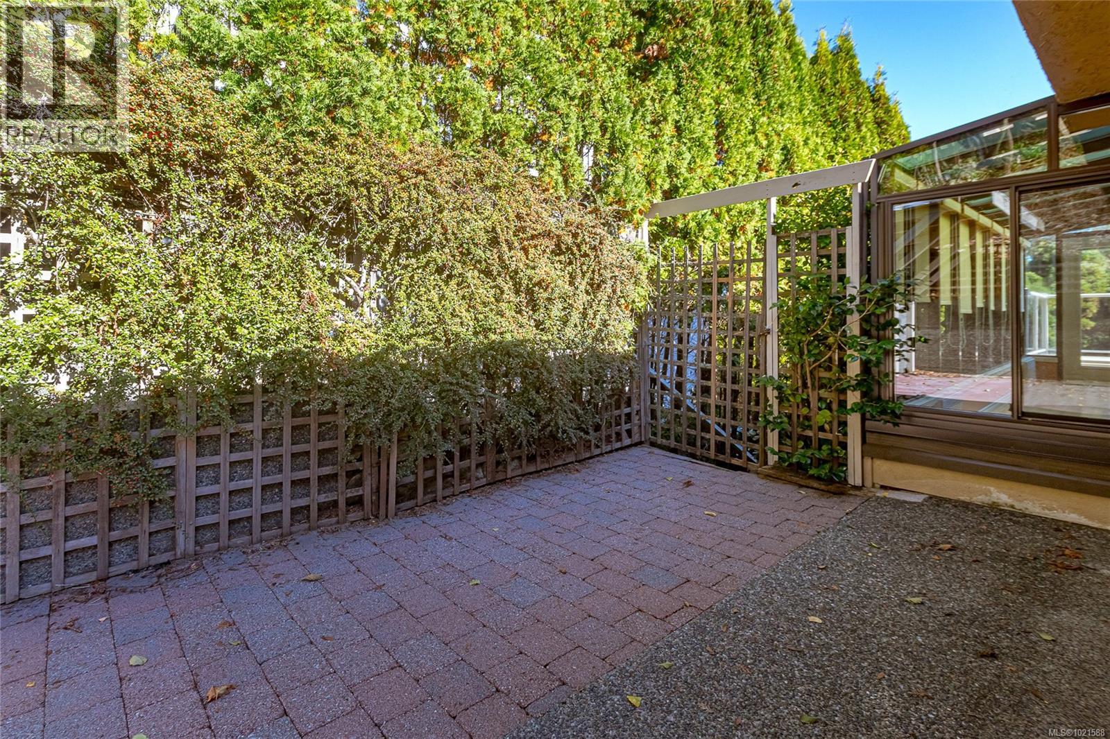 991 Seapearl Pl, Saanich, British Columbia  V8Y 2X4 - Photo 50 - 1021588