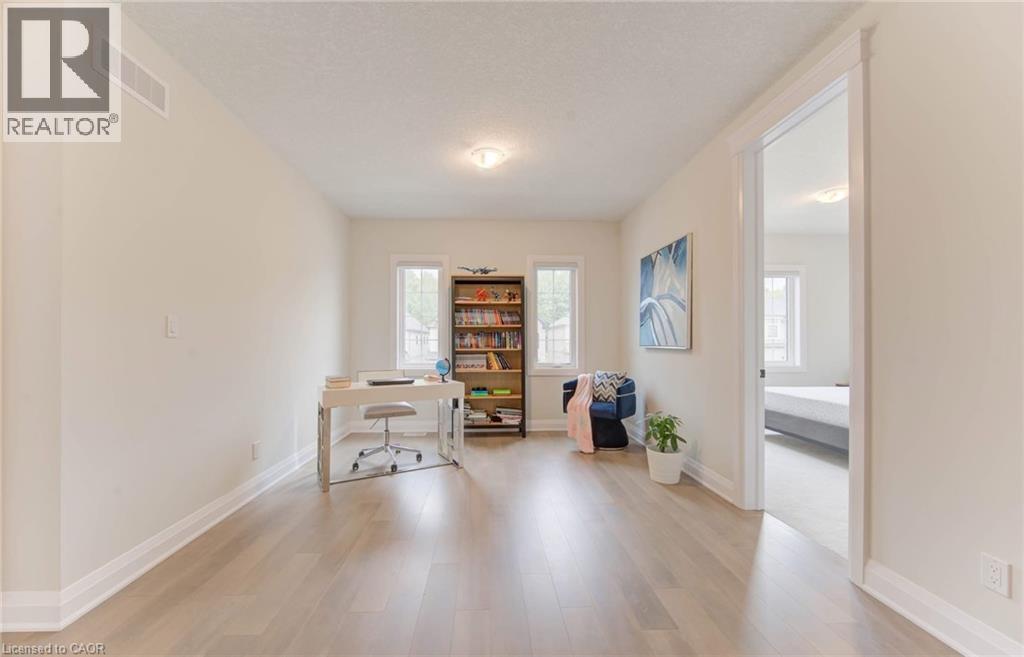 546 Bridgemill Crescent, Kitchener, Ontario  N2A 0K3 - Photo 32 - 40781712