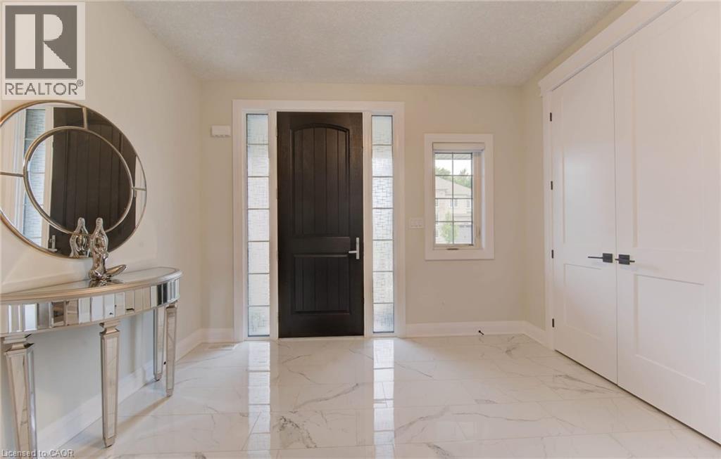 546 Bridgemill Crescent, Kitchener, Ontario  N2A 0K3 - Photo 5 - 40781712