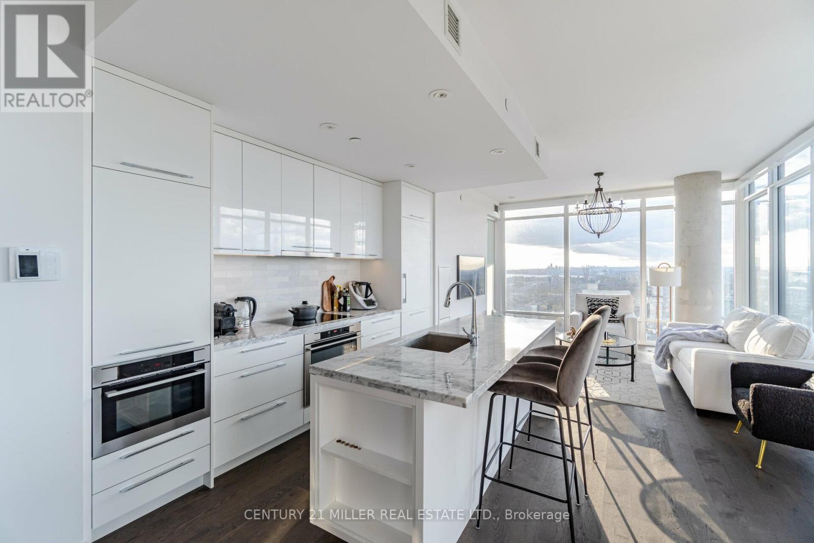 4016 - 488 University Avenue, Toronto, Ontario  M5G 0C1 - Photo 11 - C12601836