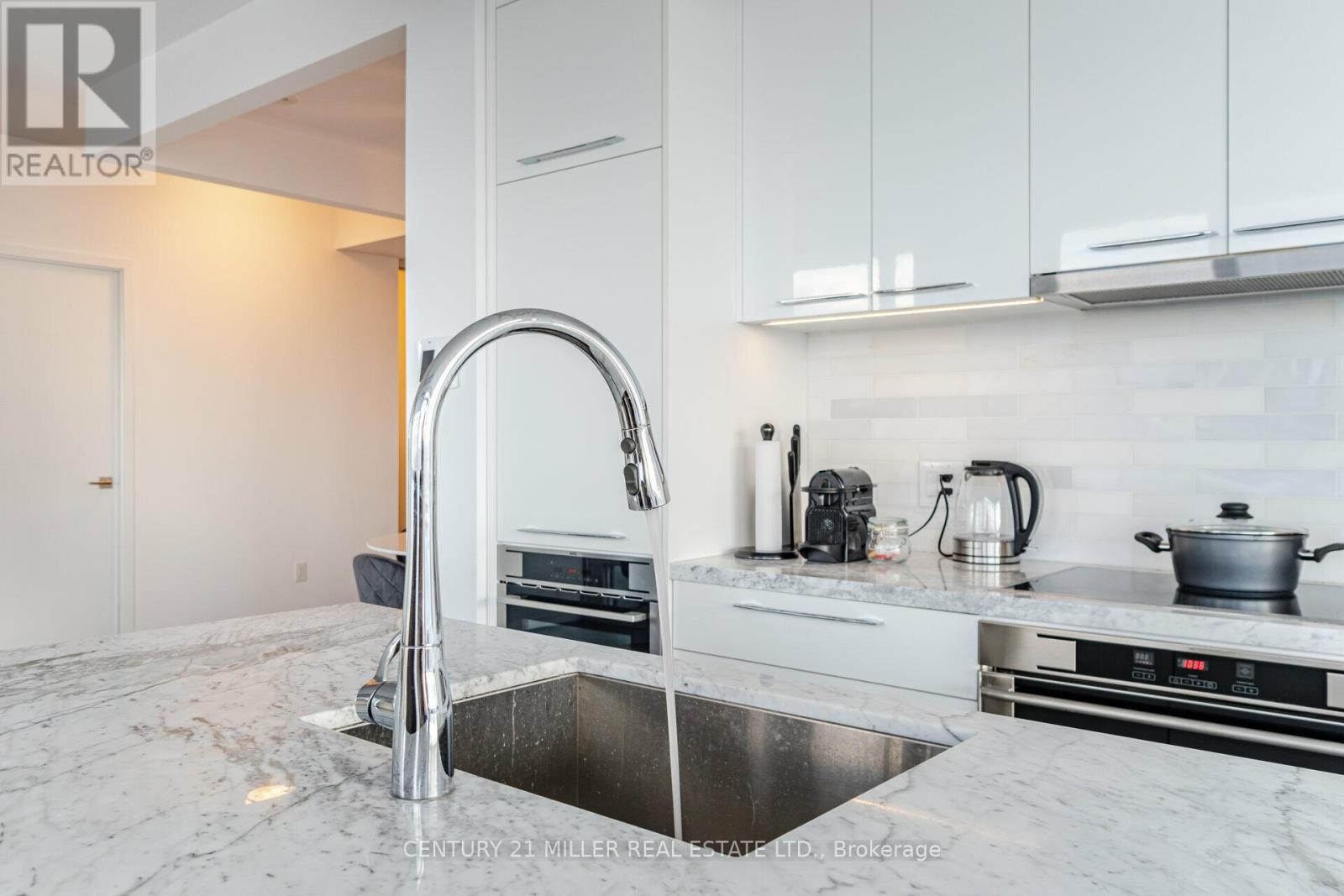 4016 - 488 University Avenue, Toronto, Ontario  M5G 0C1 - Photo 13 - C12601836