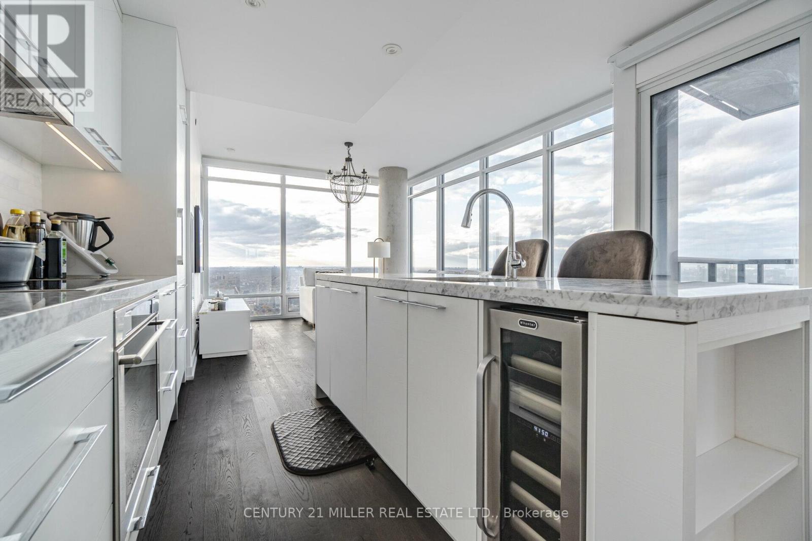 4016 - 488 University Avenue, Toronto, Ontario  M5G 0C1 - Photo 16 - C12601836