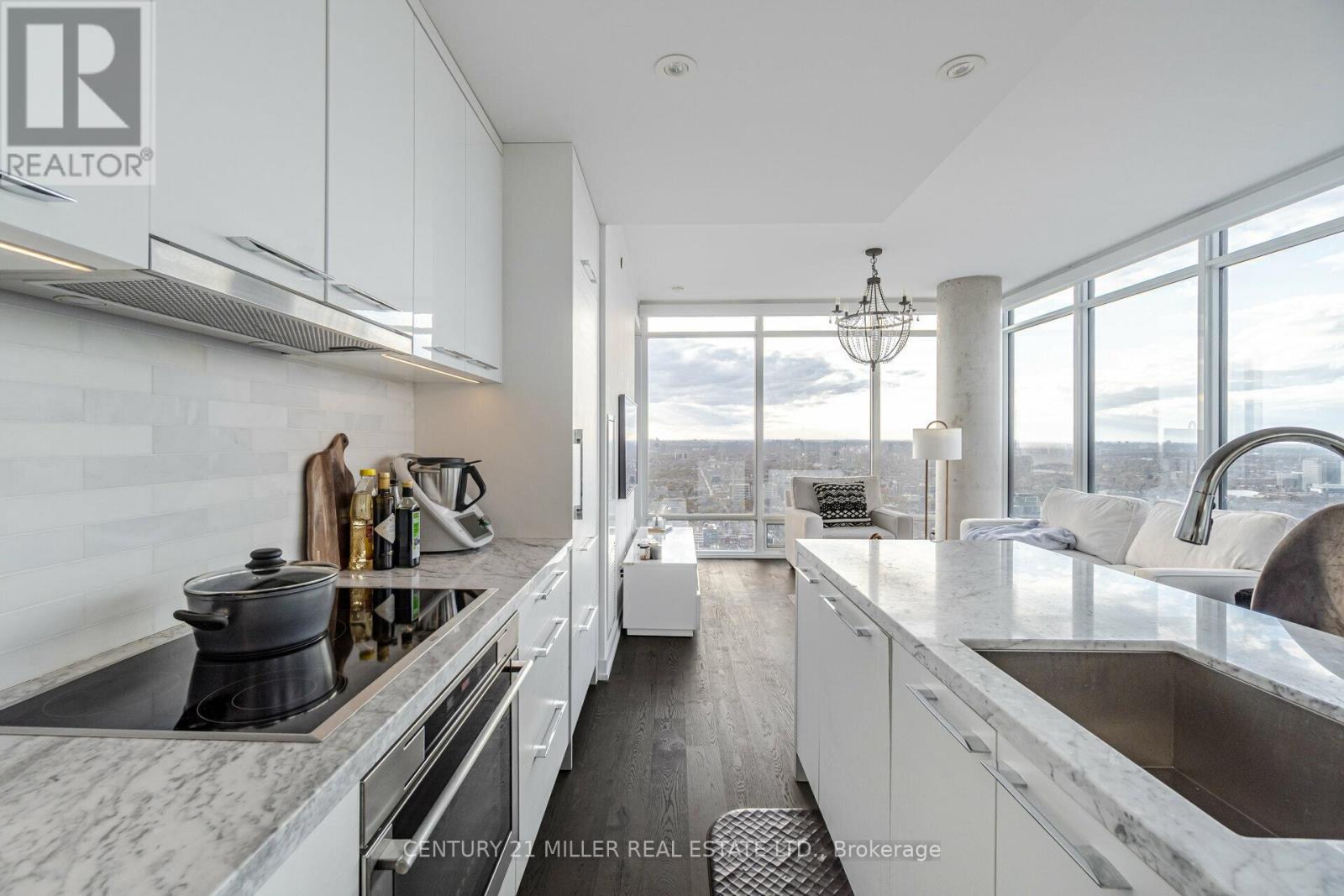 4016 - 488 University Avenue, Toronto, Ontario  M5G 0C1 - Photo 17 - C12601836