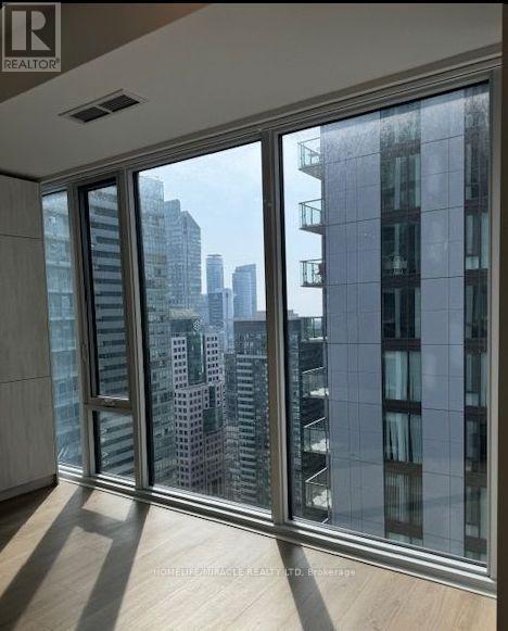 3521 - 28 Widmer Street, Toronto, Ontario M5V 0T2 - Photo 6 - C12601914