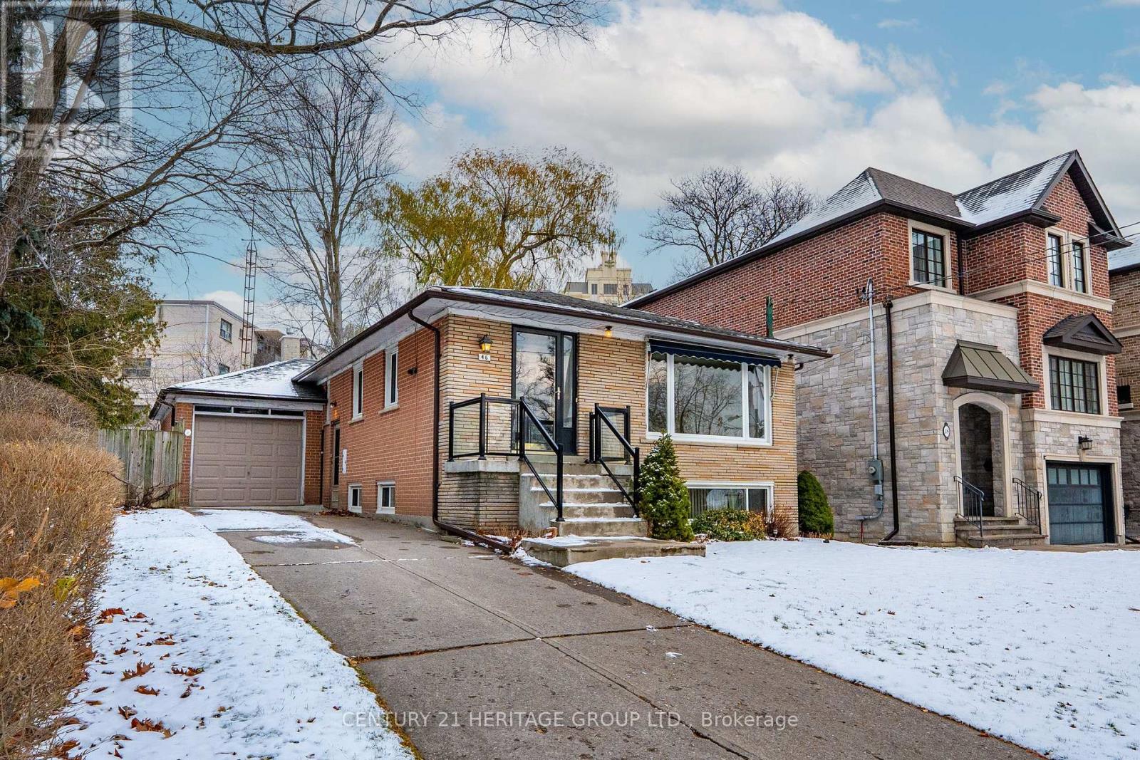 46 Granlea Road, Toronto, Ontario  M2N 2Z5 - Photo 3 - C12601918