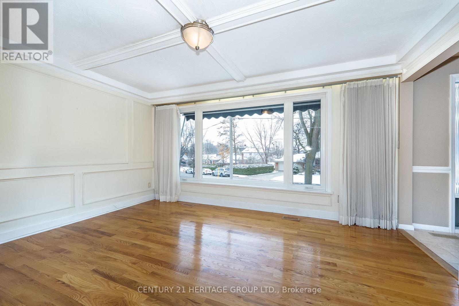 46 Granlea Road, Toronto, Ontario  M2N 2Z5 - Photo 7 - C12601918