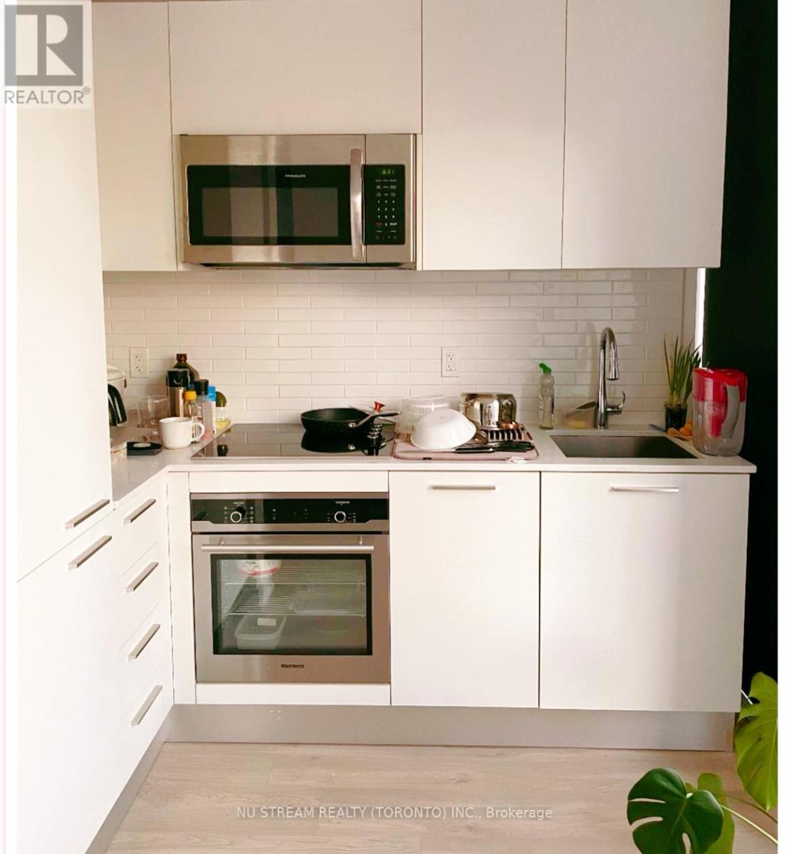 1708 - 3 Gloucester Street, Toronto, Ontario  M4Y 0C6 - Photo 2 - C12601952