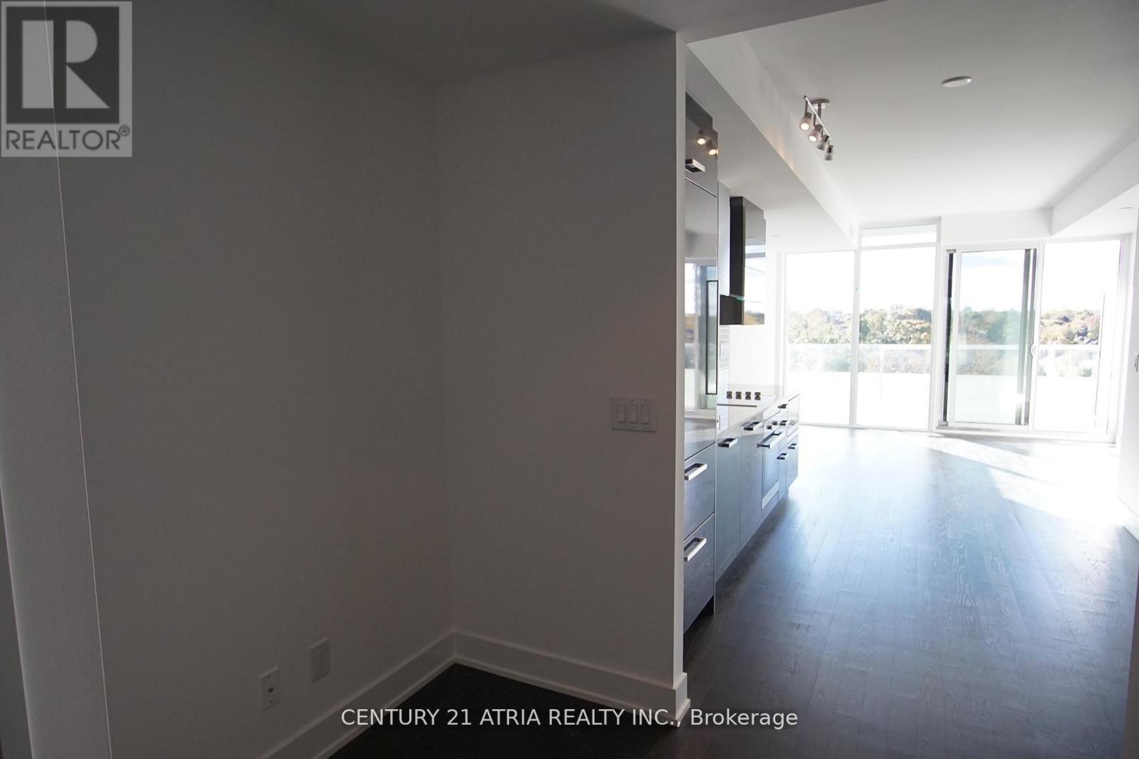 816 - 3018 Yonge Street, Toronto, Ontario  M4N 0A5 - Photo 3 - C12601958