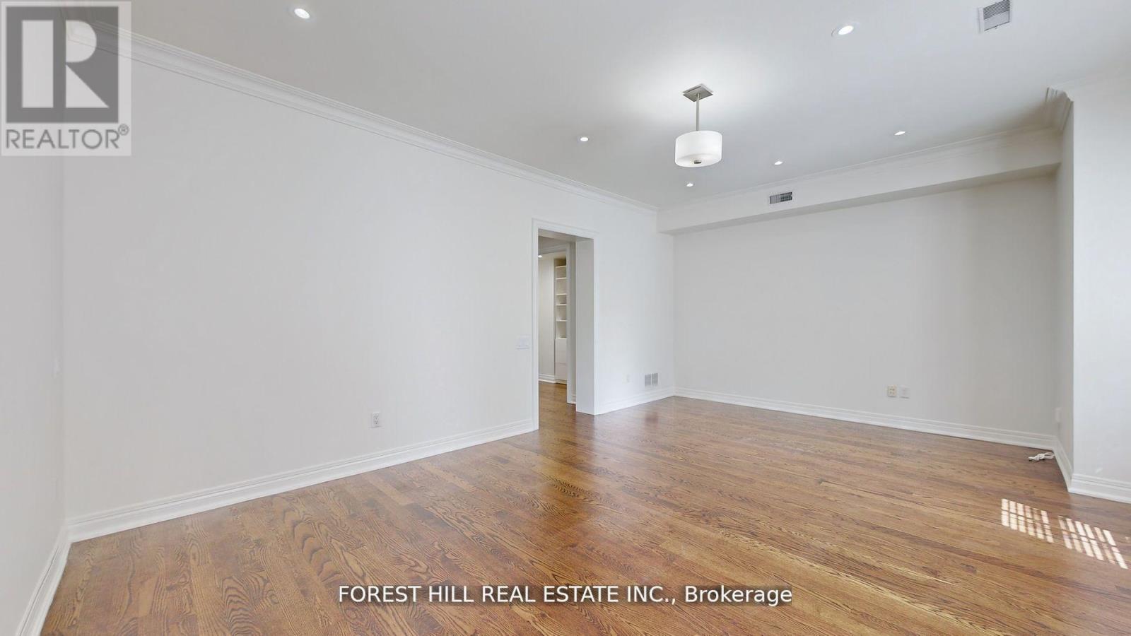 99 Lonsdale Road, Toronto, Ontario M4V 1W4 - Photo 12 - C12601960