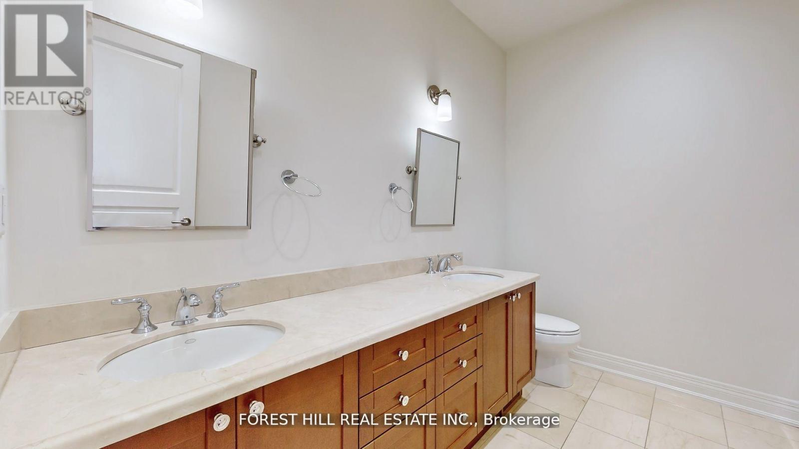 99 Lonsdale Road, Toronto, Ontario M4V 1W4 - Photo 23 - C12601960