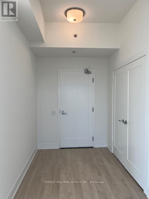 2903 - 310 Tweedsmuir Avenue, Toronto, Ontario M5P 2Y2 - Photo 4 - C12540746