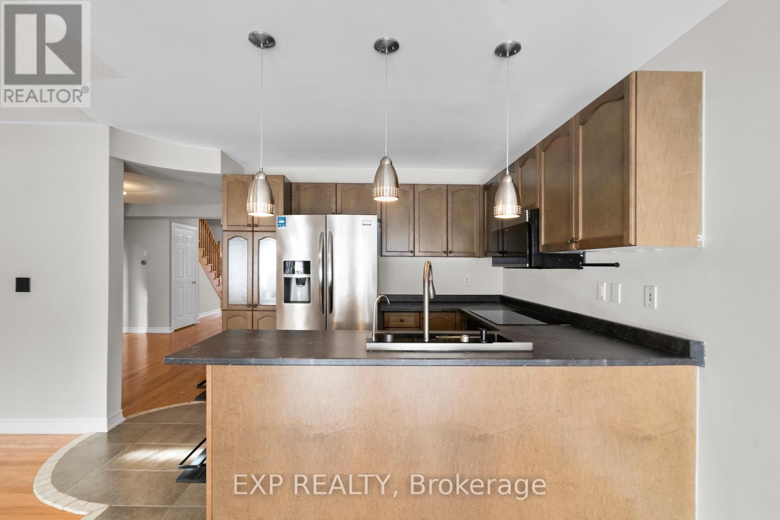 7 Wallwark Street, Aurora, Ontario  L4G 0J2 - Photo 17 - N12598906