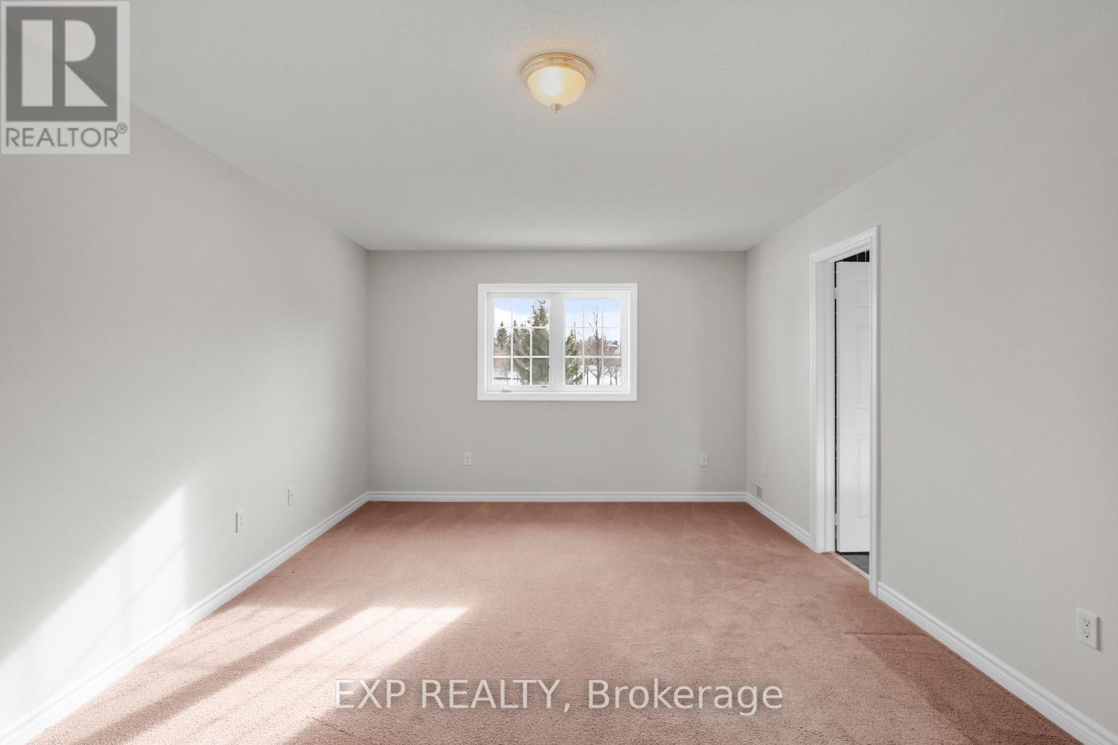 7 Wallwark Street, Aurora, Ontario  L4G 0J2 - Photo 35 - N12598906