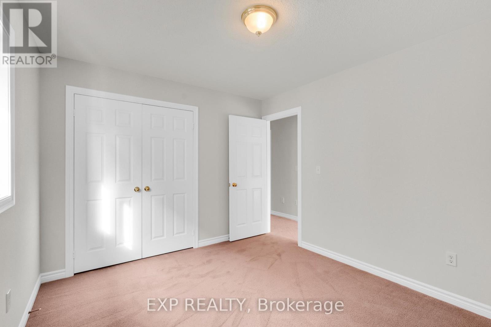 7 Wallwark Street, Aurora, Ontario  L4G 0J2 - Photo 32 - N12598906