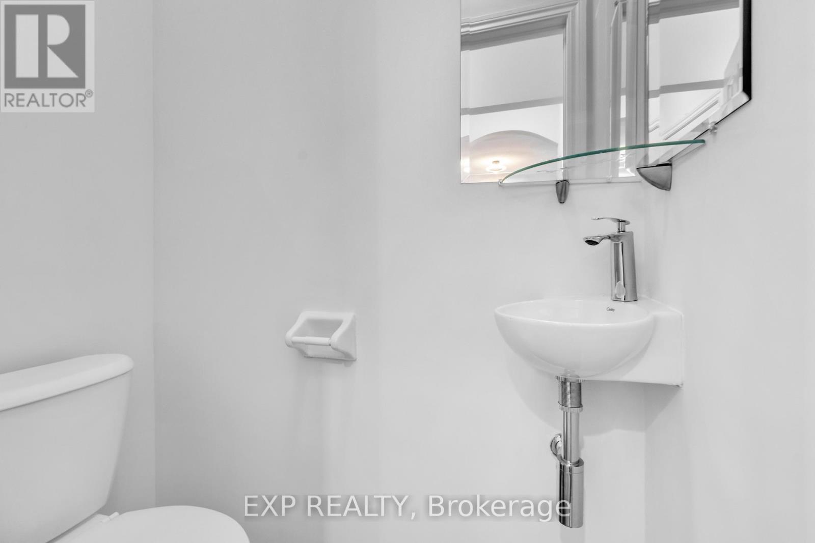 7 Wallwark Street, Aurora, Ontario  L4G 0J2 - Photo 20 - N12598906