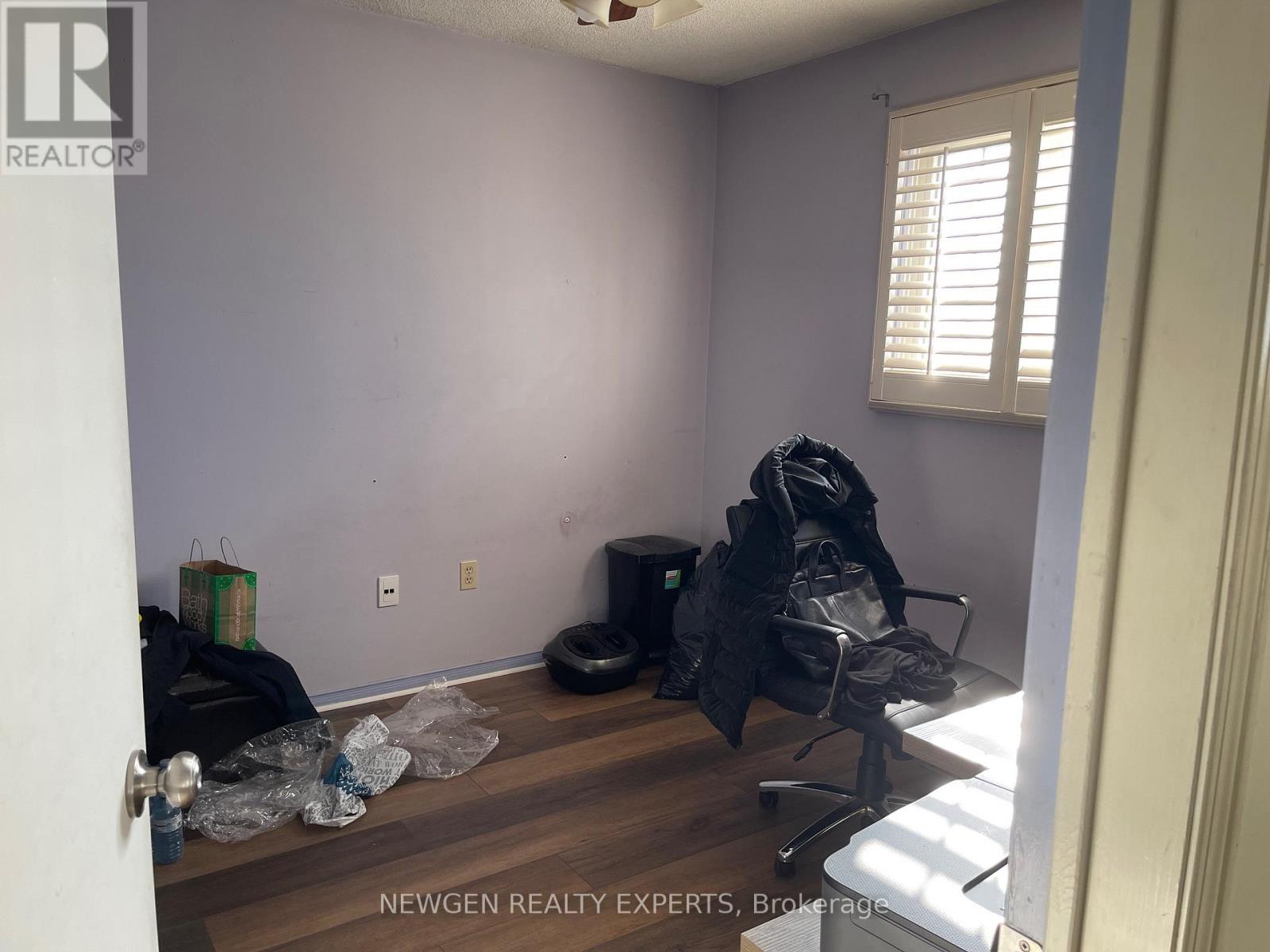 5103 Rising Star Court, Mississauga, Ontario  L5R 2W5 - Photo 9 - W12601484