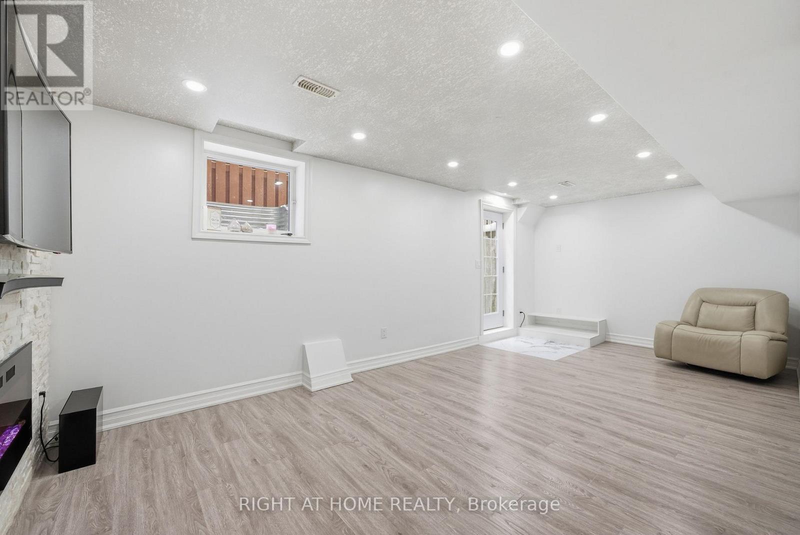 Basement - 1286 Kettering Drive, Oshawa, Ontario L1K 3A9 - Photo 12 - E12601860