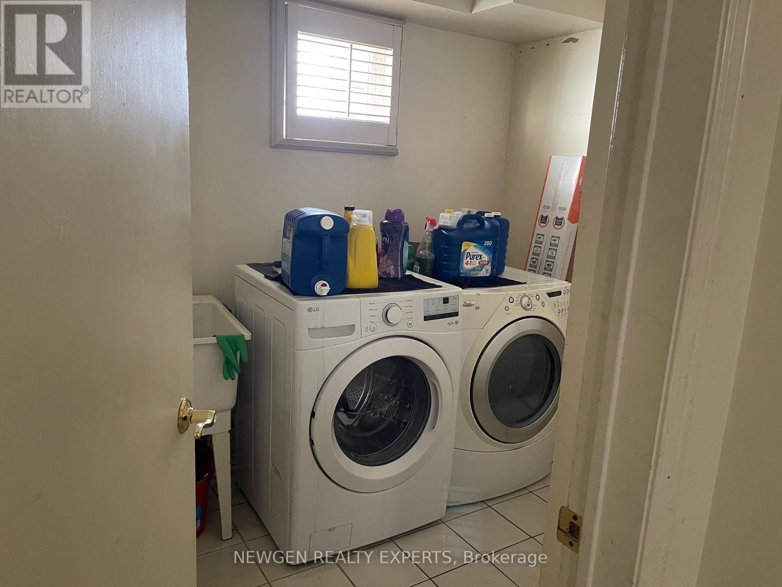 5103 Rising Star Court, Mississauga, Ontario  L5R 2W5 - Photo 12 - W12601484